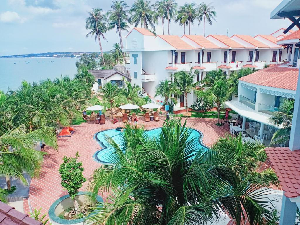 Pacific Beach Resort 3*