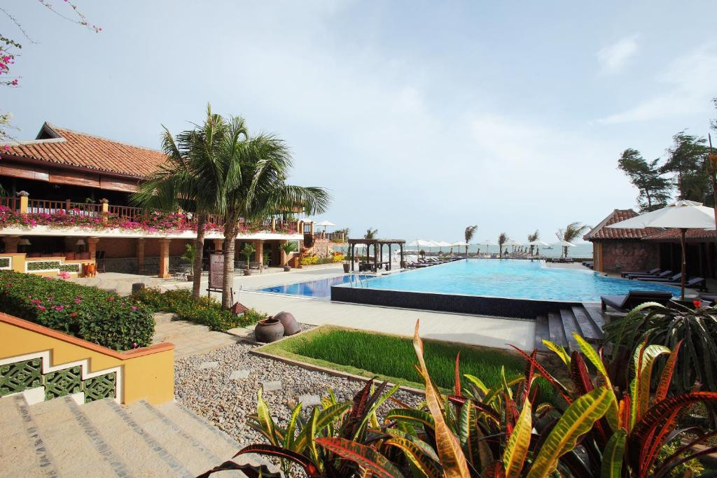 Poshanu Resort 4*