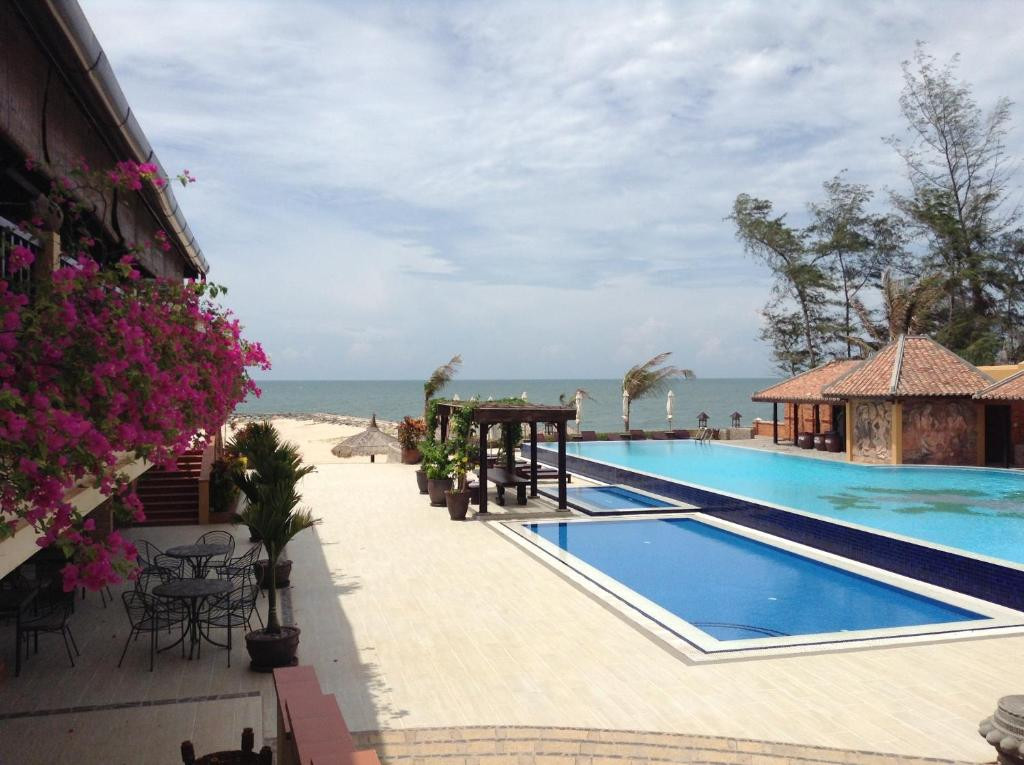 Poshanu Resort 4*