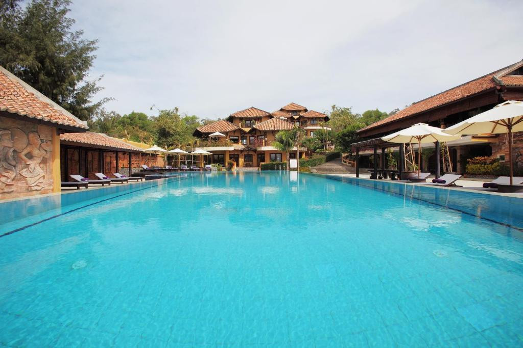 Poshanu Resort 4*