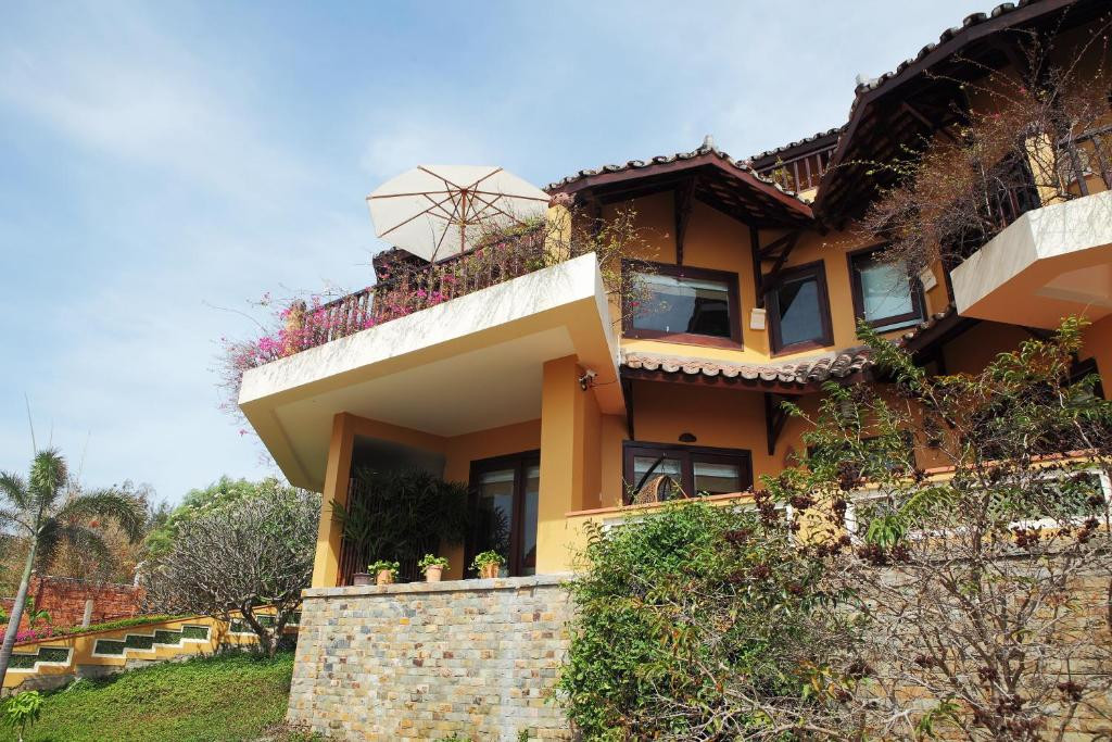 Poshanu Resort 4*