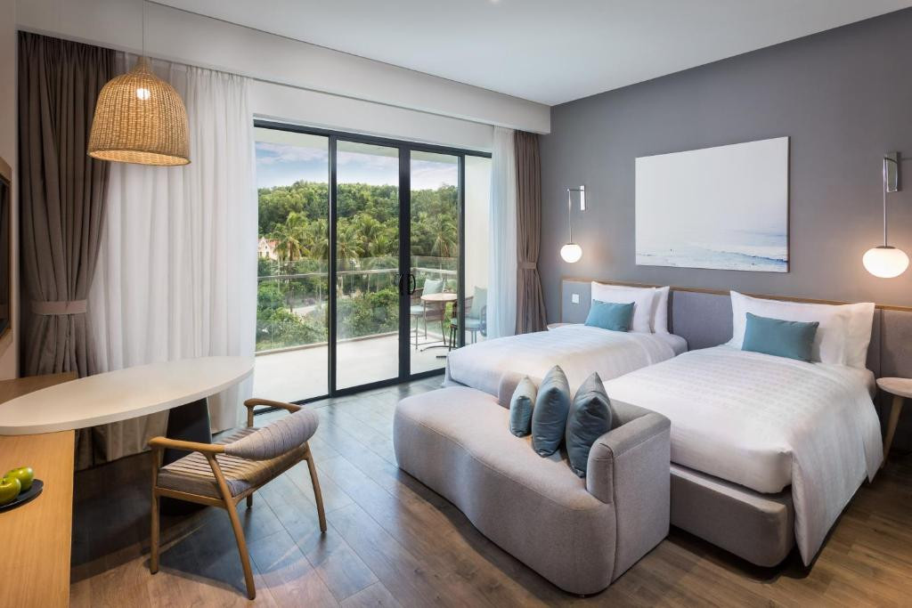 Premier Residences Phu Quoc Emerald Bay 5*