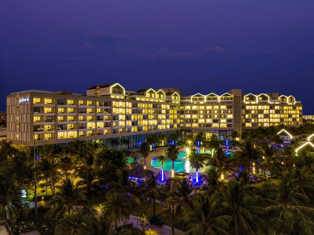 Radisson Blu Resort Phu Quoc 5*