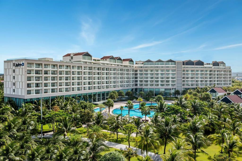 Radisson Blu Resort Phu Quoc 5*