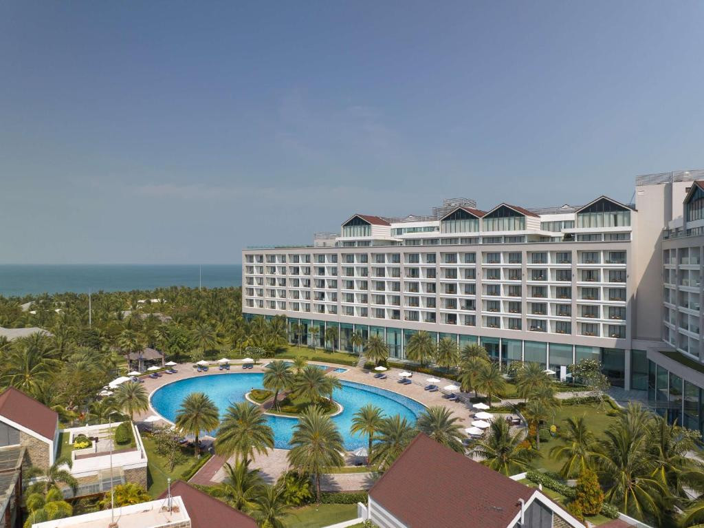 Radisson Blu Resort Phu Quoc 5*