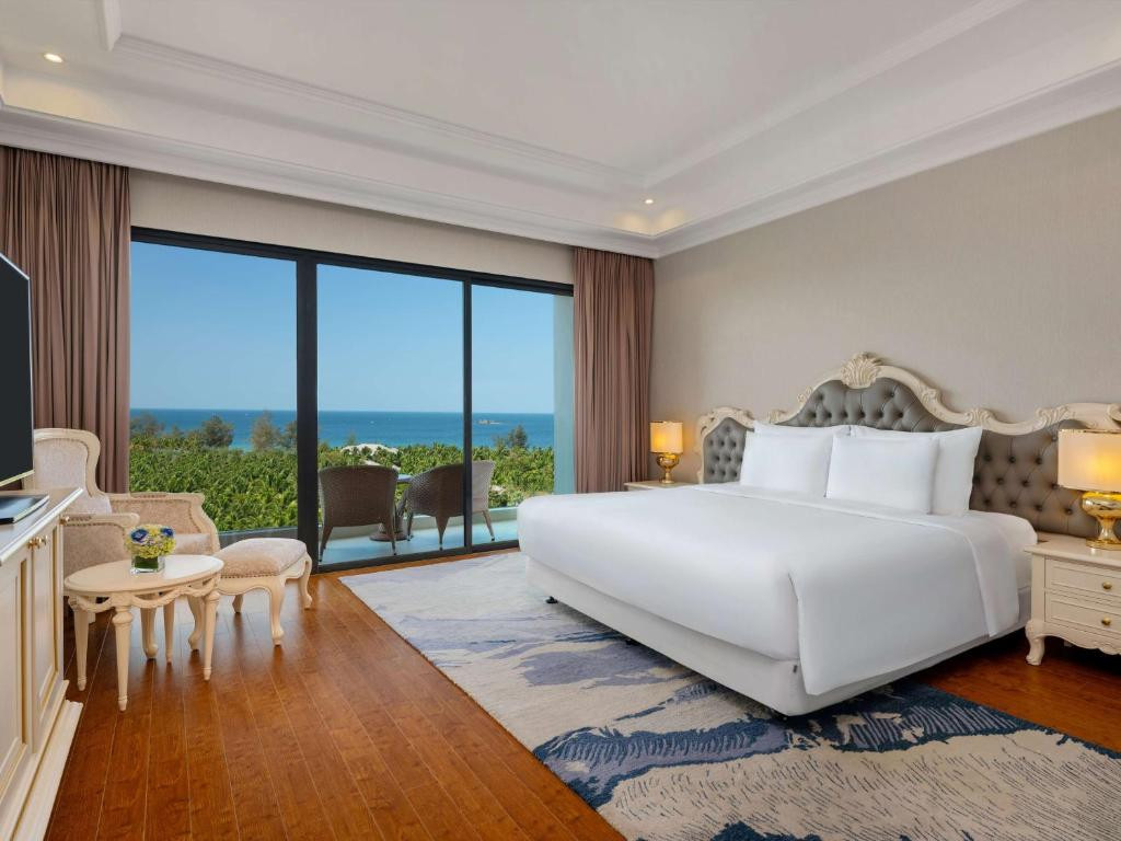 Radisson Blu Resort Phu Quoc 5*