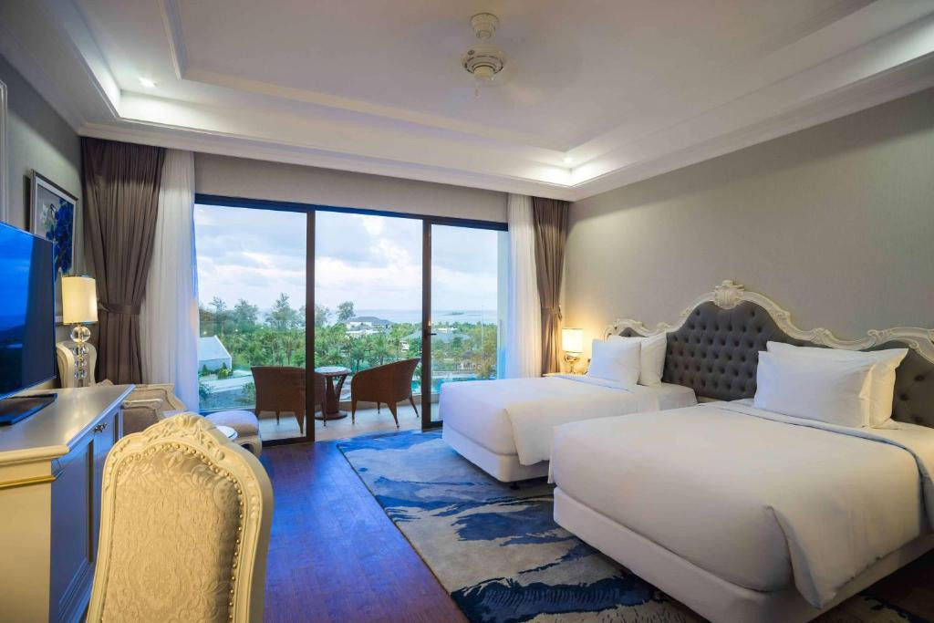 Radisson Blu Resort Phu Quoc 5*