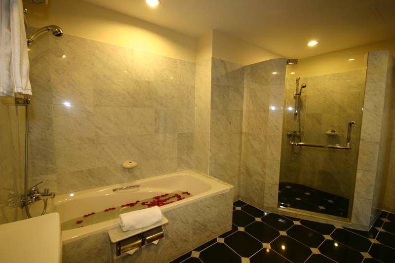 Ramana Saigon 4*