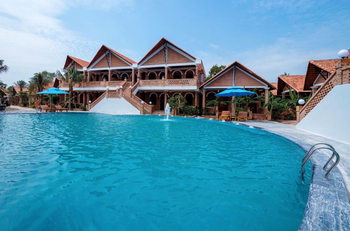 Red Resort 3*