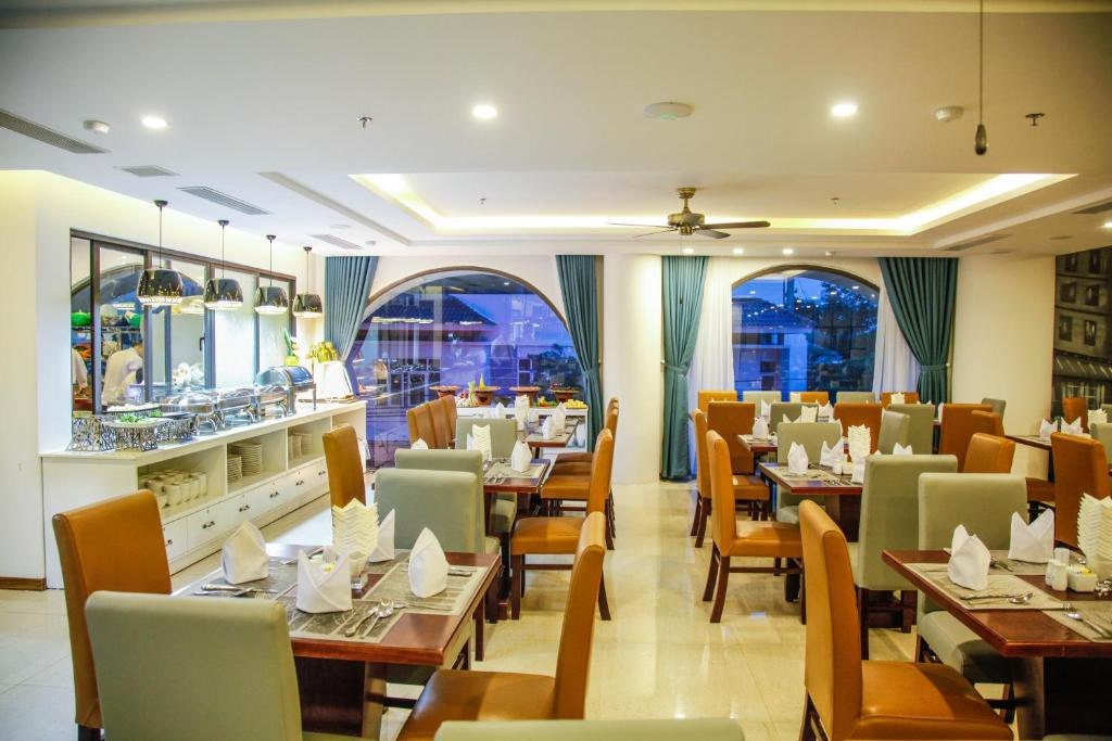 Ritzy Boutique 4*