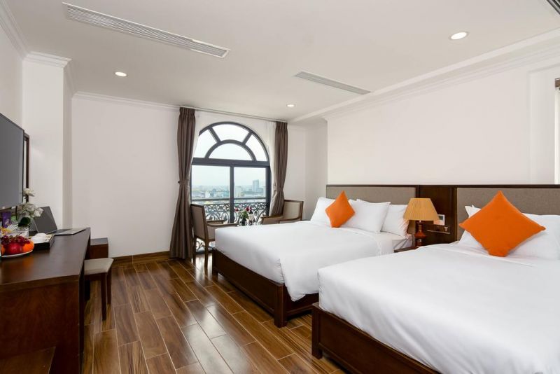 Roliva Hotel 4*