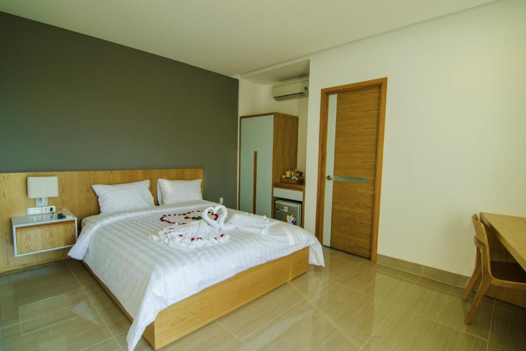 Sailing Hotel 2*