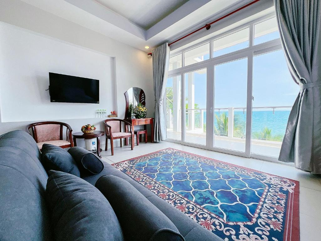 Sand Beach Resort 3*