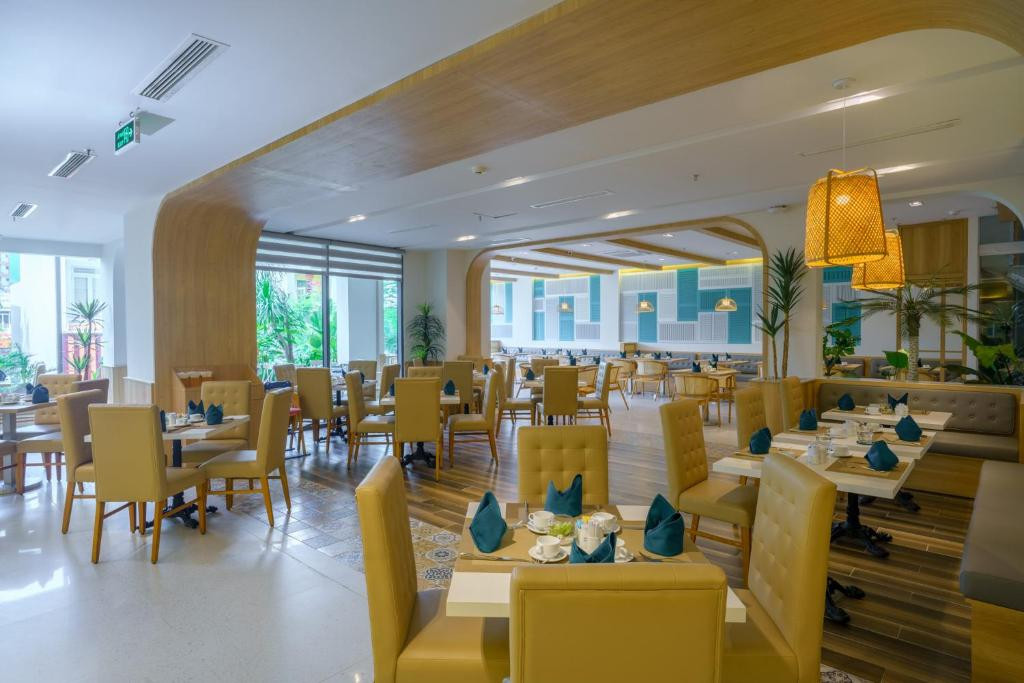 Seaesta Nha Trang (Ex. Sen Viet Premium) 4*