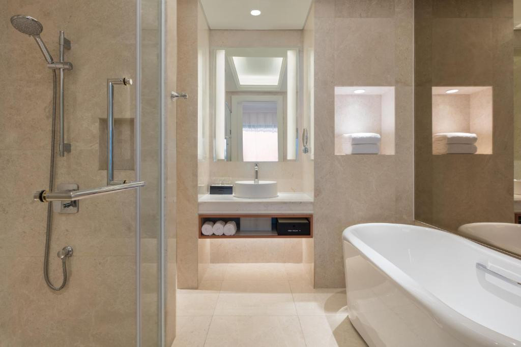 Sheraton Grand Danang Resort 5*