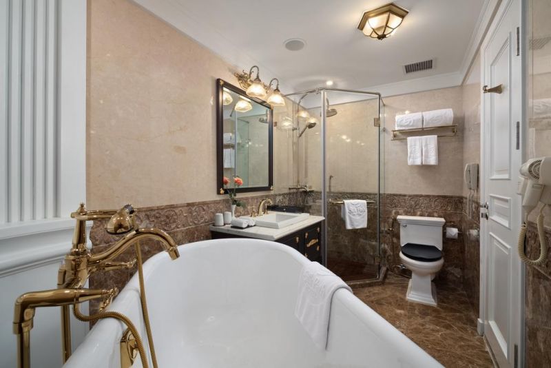 Silk Path Boutique 4*