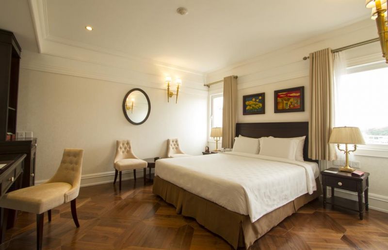 Silk Path Boutique 4*