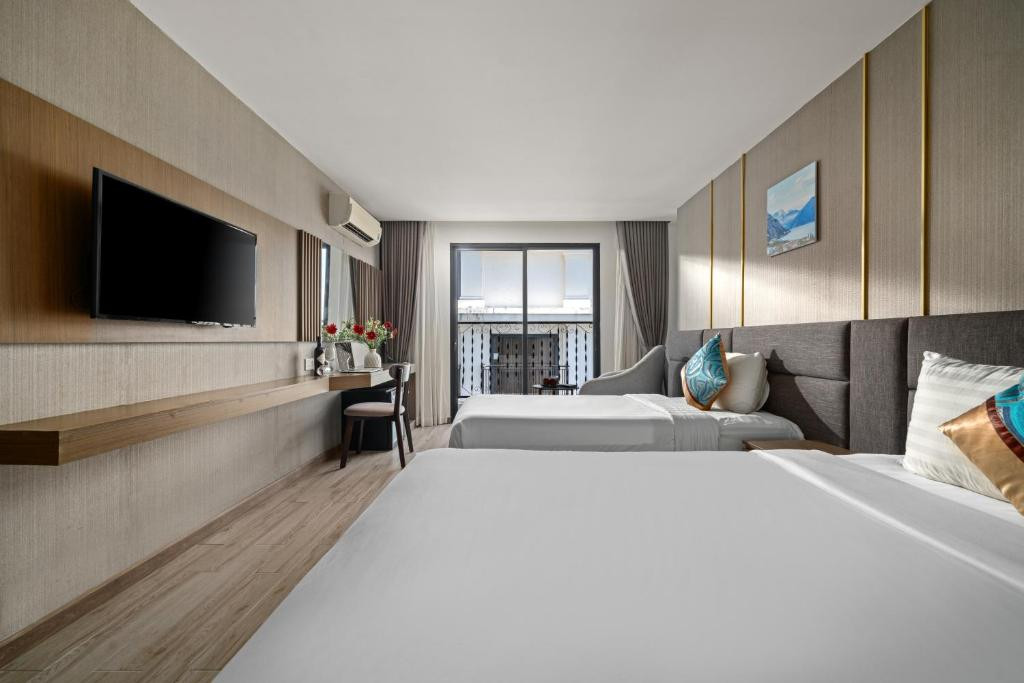 Sochi Hotel Nha Trang 4*