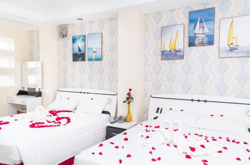 Sun & Sea Hotel 2*
