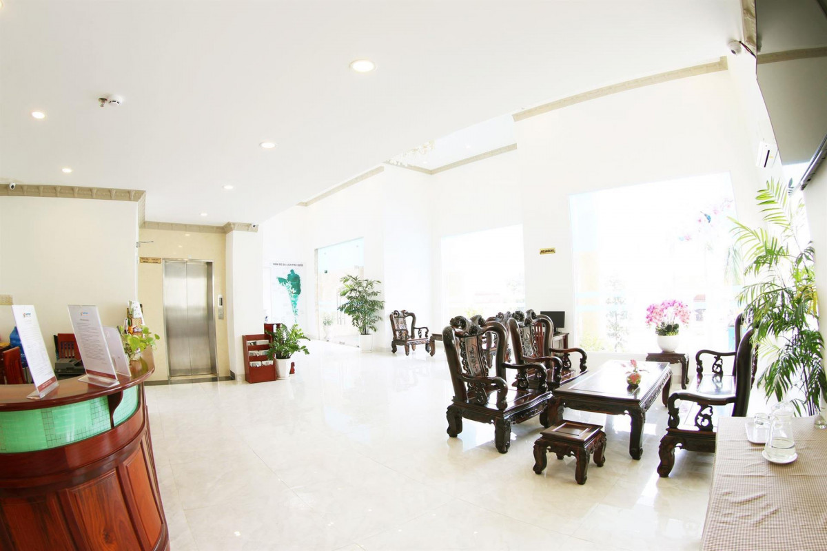 Sunrise Boutique 3*