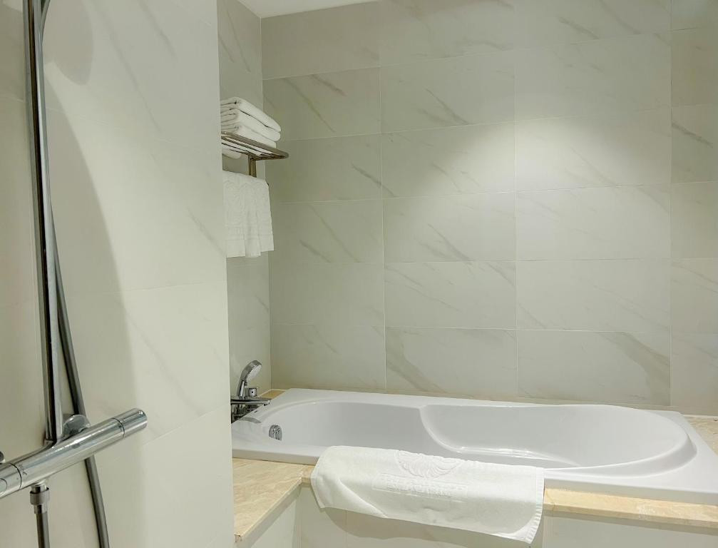 The Art Nest Hotel Nha Trang 4*