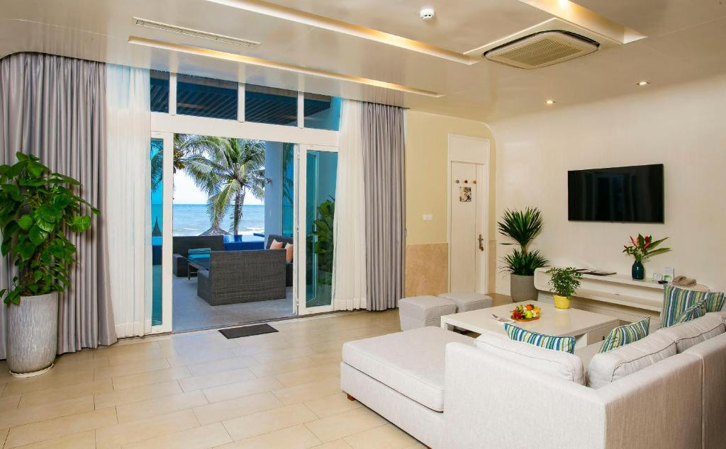 The Cliff Resort & Residence 4*