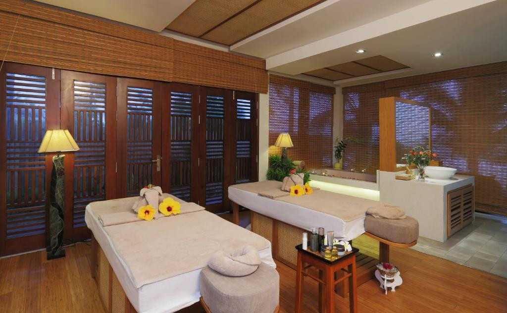 The Cliff Resort & Residence 4*