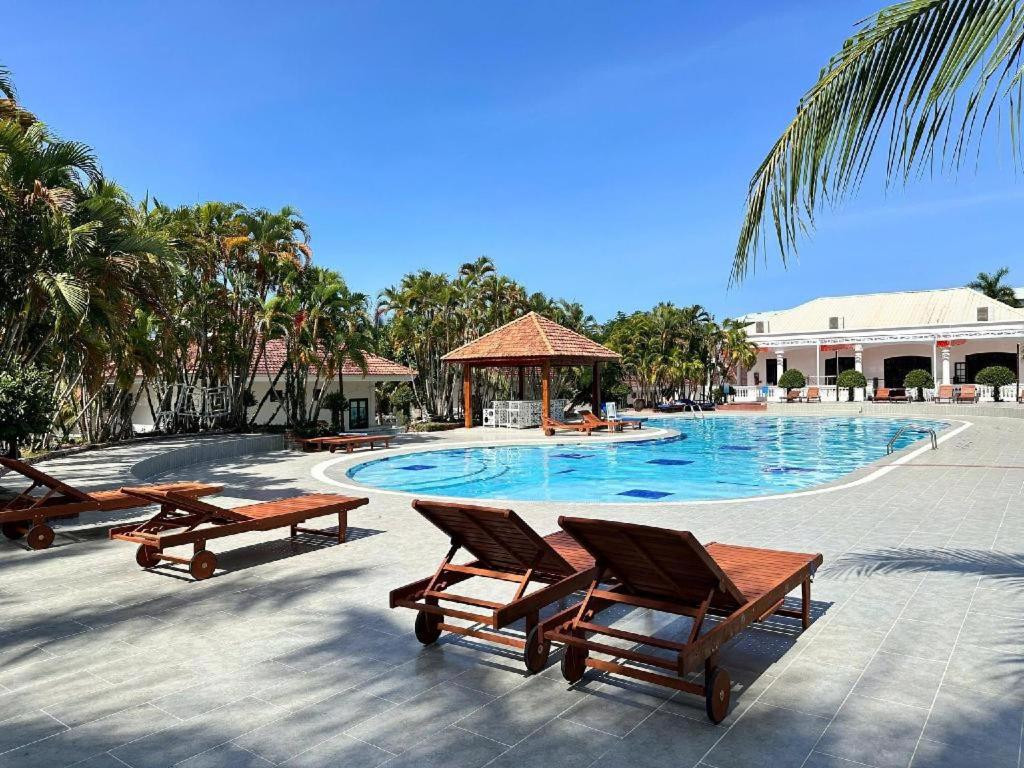 Hawaii Resort Phu Quoc (Ex. Thien Hai Son Resort) 3*