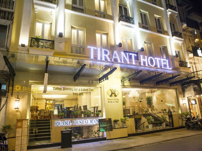 Tirant 4*