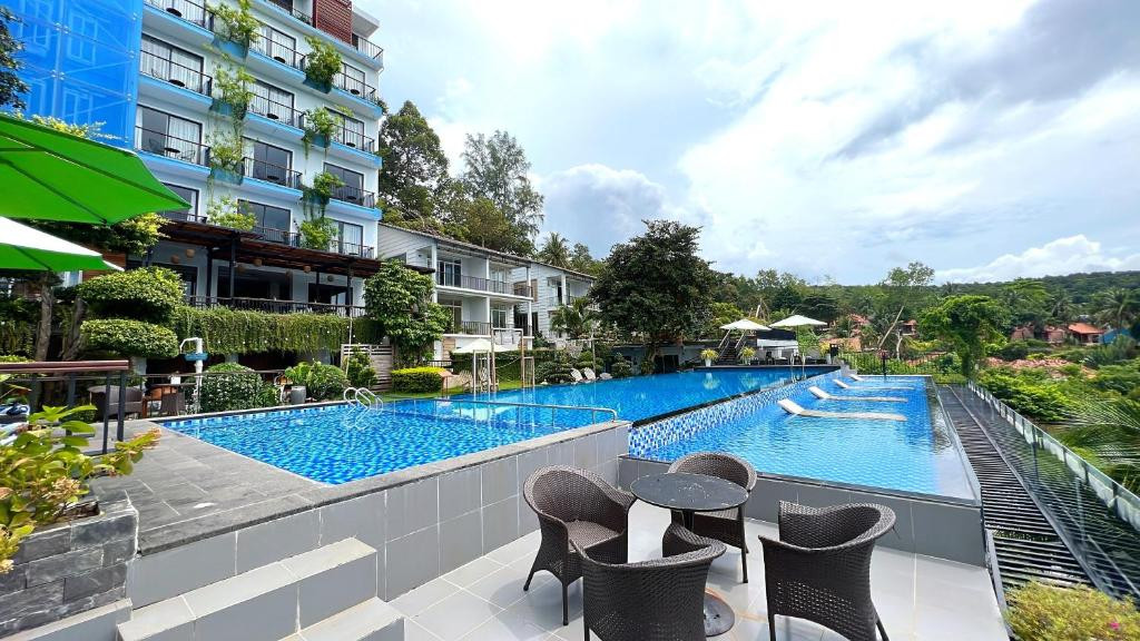 Tom Hill Boutique Resort & Spa 3*