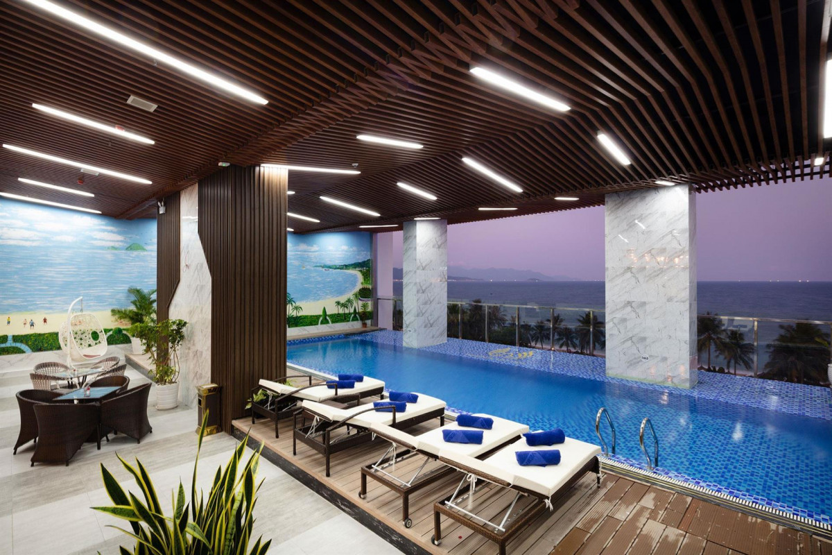 Vesna Hotel 5*