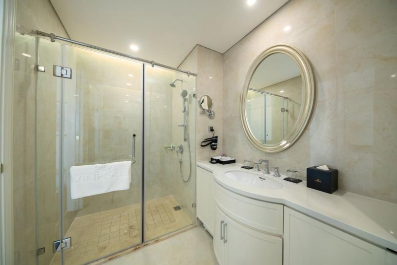 Vinpearl Da Nang Riverfront Suites 5*