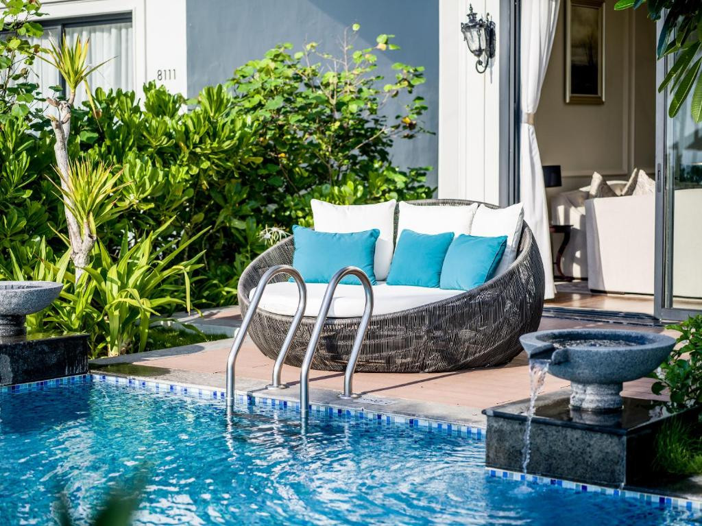 Melia Vinpearl Cam Ranh Beach Resort (Ex. Vinpearl Resort & Spa Long Beach Nha Trang) 5*