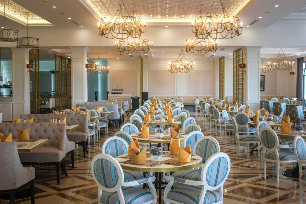 Melia Vinpearl Cam Ranh Beach Resort (Ex. Vinpearl Resort & Spa Long Beach Nha Trang) 5*
