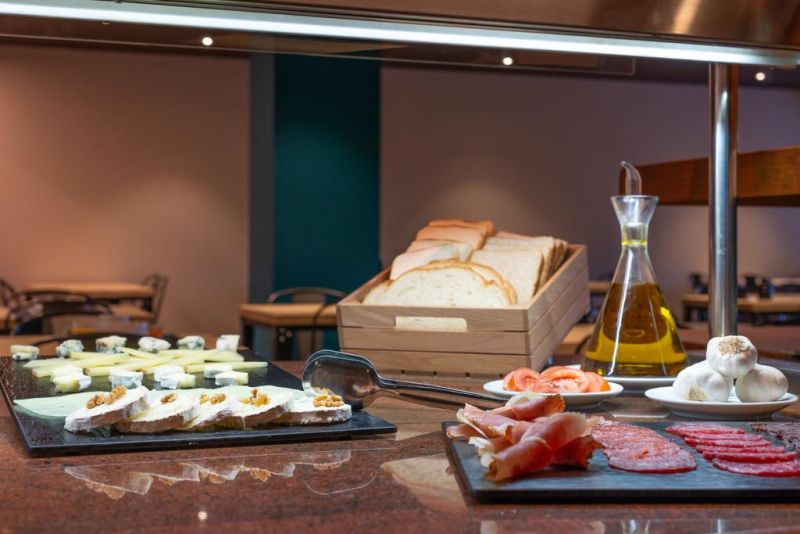 Ushuaia Mountain Hotel 4*