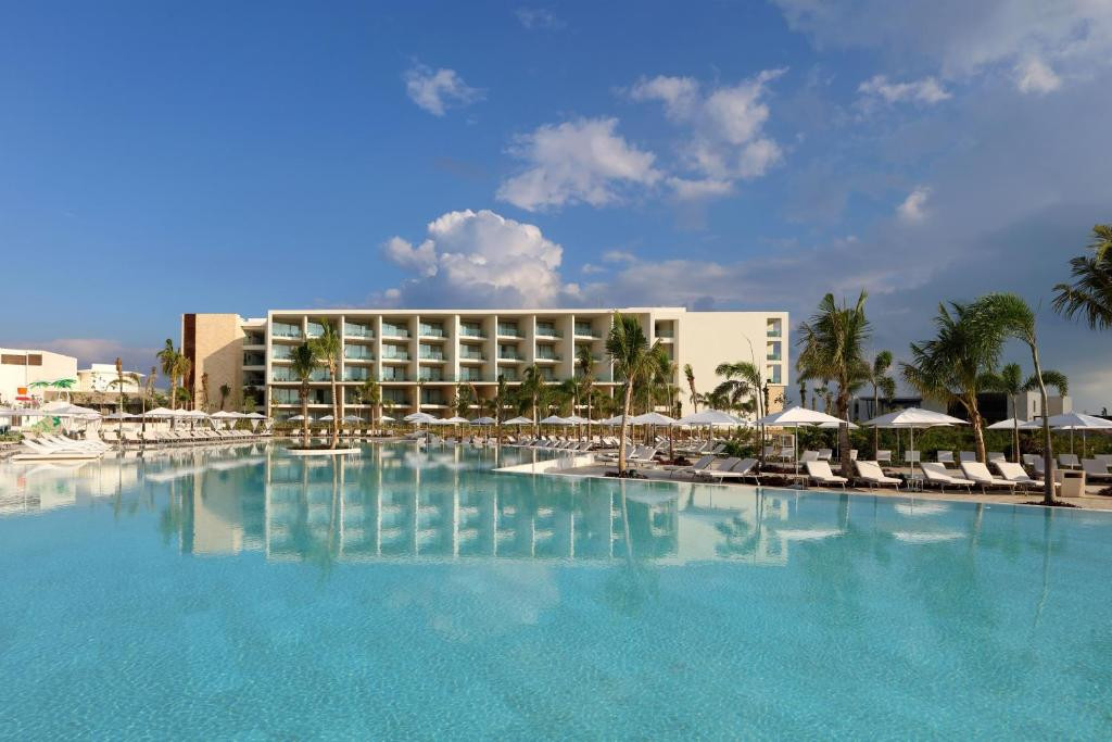 Grand Palladium Costa Mujeres Resort & Spa 5*