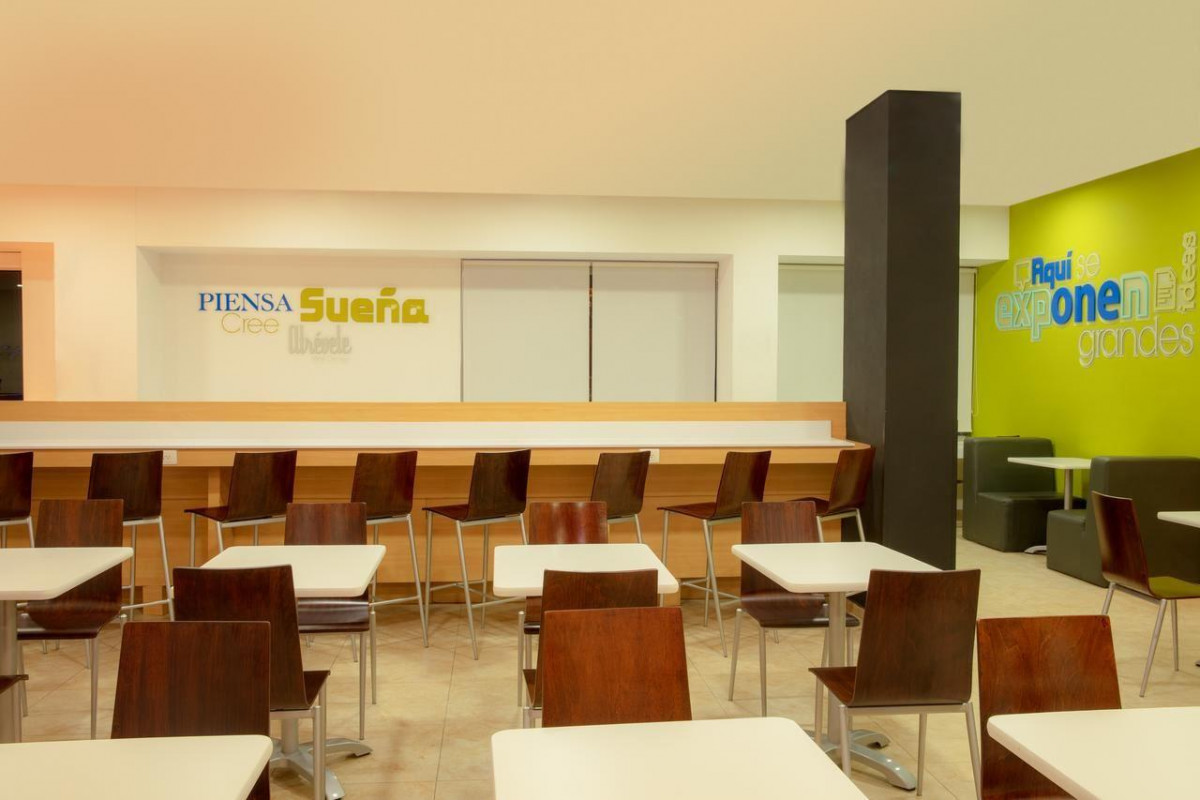 One Cancun Centro 3*