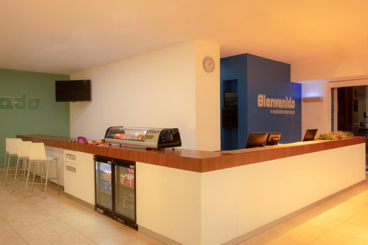 One Cancun Centro 3*