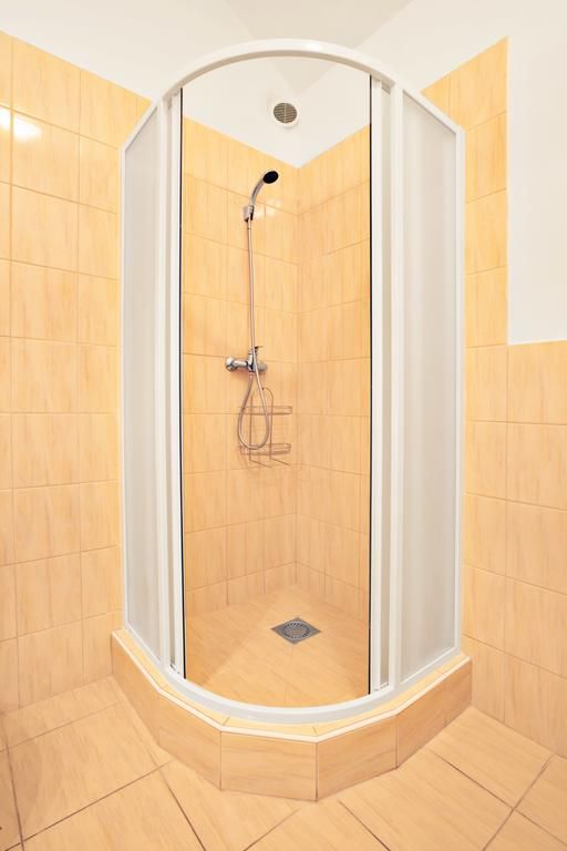 Apartment House Zizkov 3*