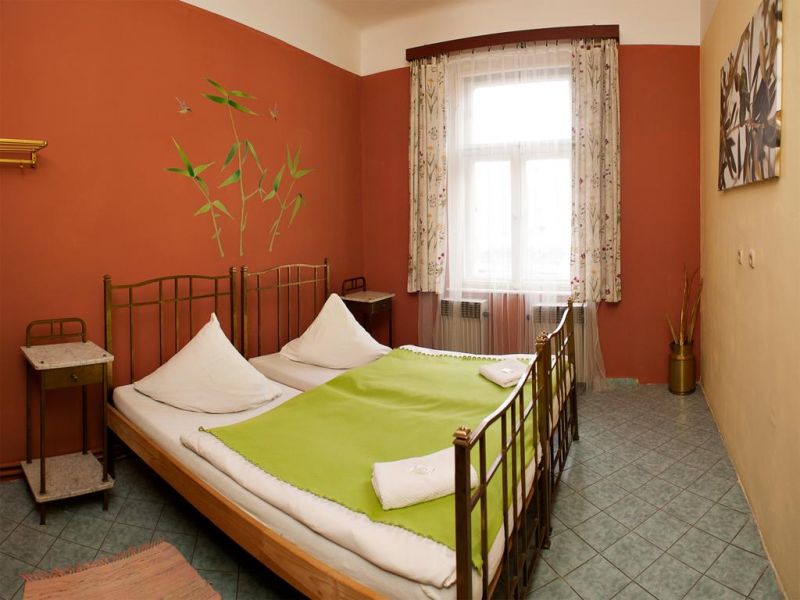 Chili Hostel 1*