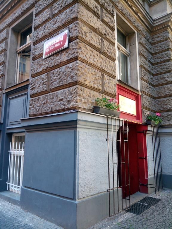 Chili Hostel 1*