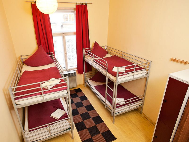 Chili Hostel 1*