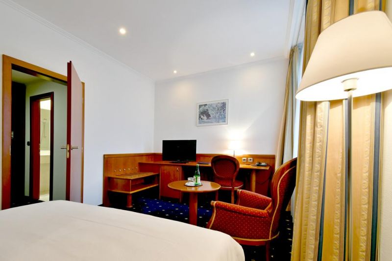Coronet  4*