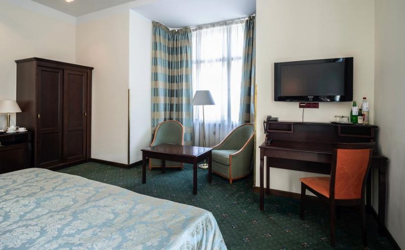 Ea Hotel Downtown 4*