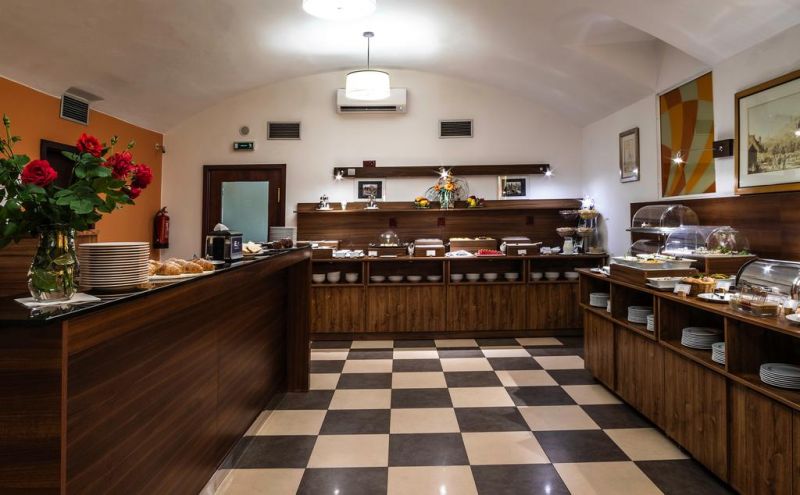 Ea Hotel Downtown 4*