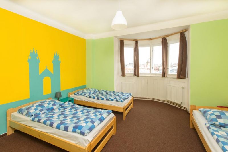 Hostel Downtown 3*