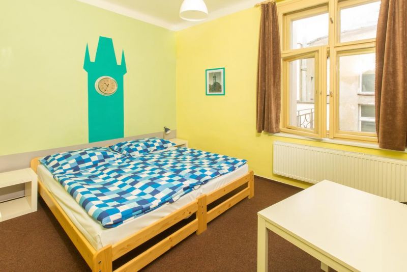 Hostel Downtown 3*