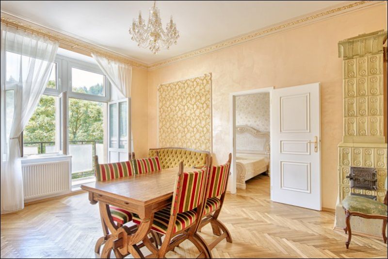 Lyra Apartments 4*