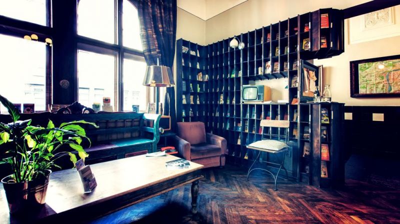 Sir Tobys Hostel 2*