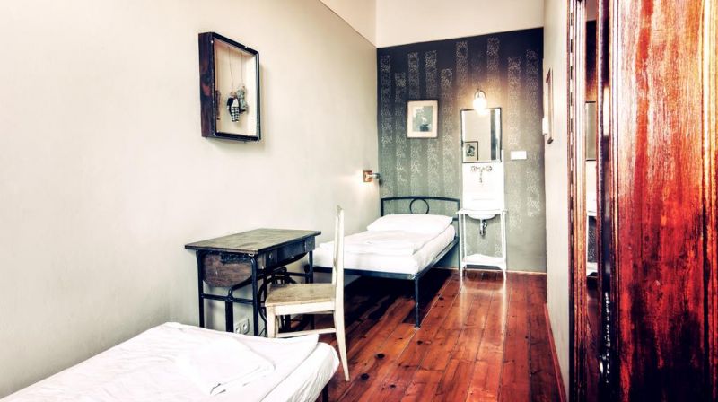 Sir Tobys Hostel 2*